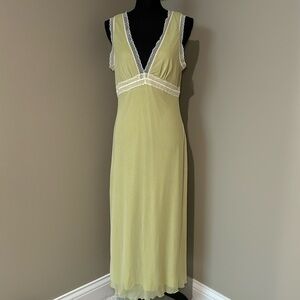 New with tags Le Lis size large chartreuse maxi length slip dress with lace trim
